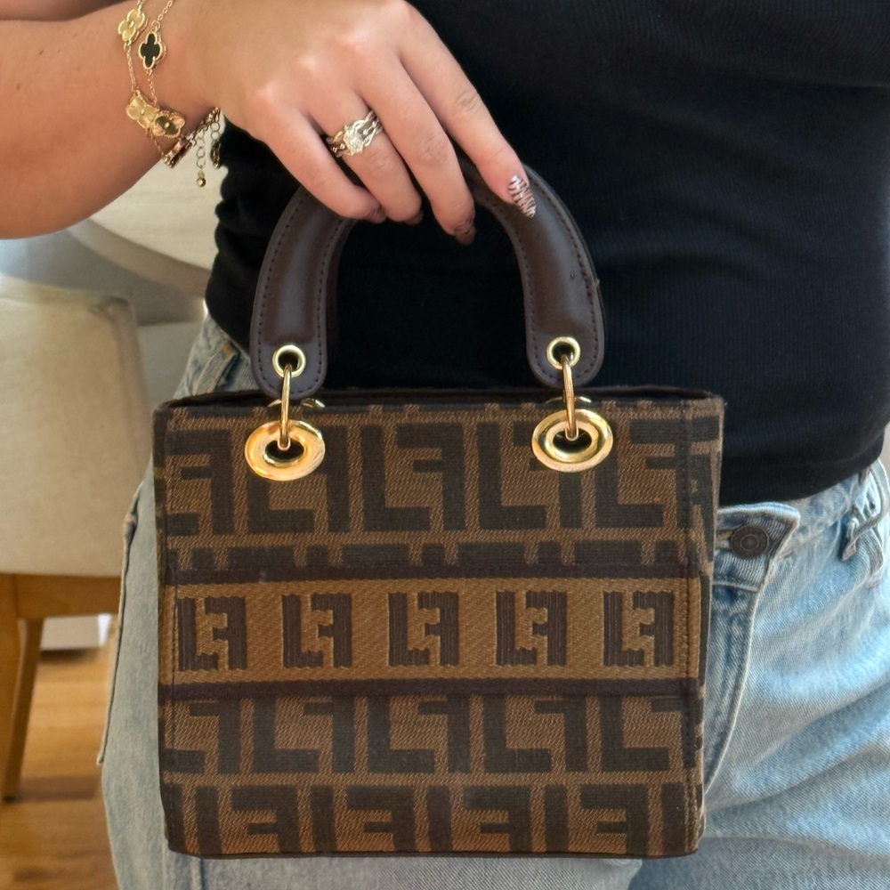 Elegant Brown Handbag